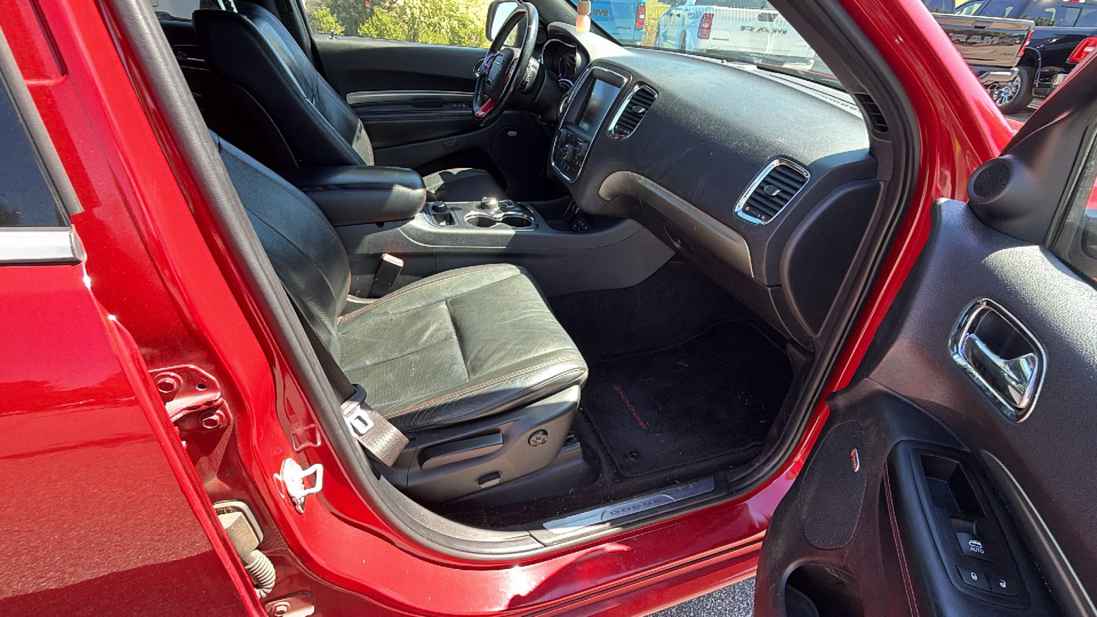 Used 2015 Dodge Durango R/T w/ Blacktop Package AWD/4WD image 20