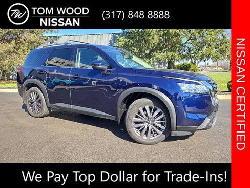 Certified 2023 Nissan Pathfinder SL w/ SL Premium Package AWD/4WD image 1