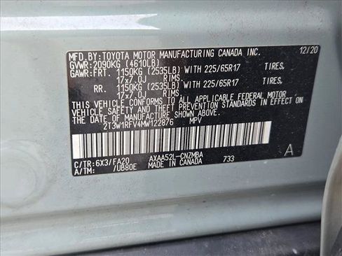 Used 2021 Toyota RAV4 XLE w/ Convenience Package FWD image 11