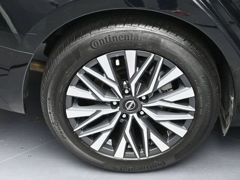 Used 2024 Nissan Altima 2.5 SV FWD image 5