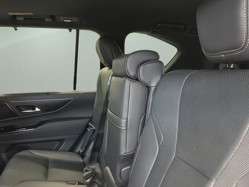 New 2025 Lexus LX 700h Luxury image 12