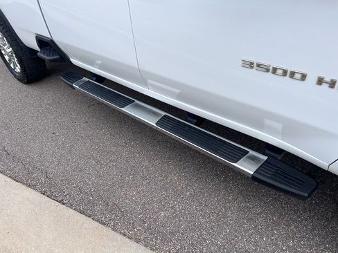 Used 2024 Chevrolet Silverado 3500 LTZ w/ LTZ Plus Package image 6