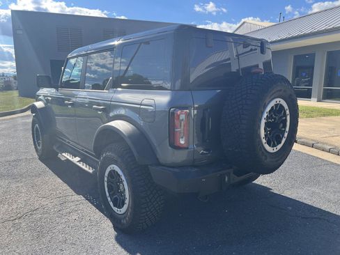 Used 2024 Ford Bronco Badlands w/ Sasquatch Package AWD/4WD image 4