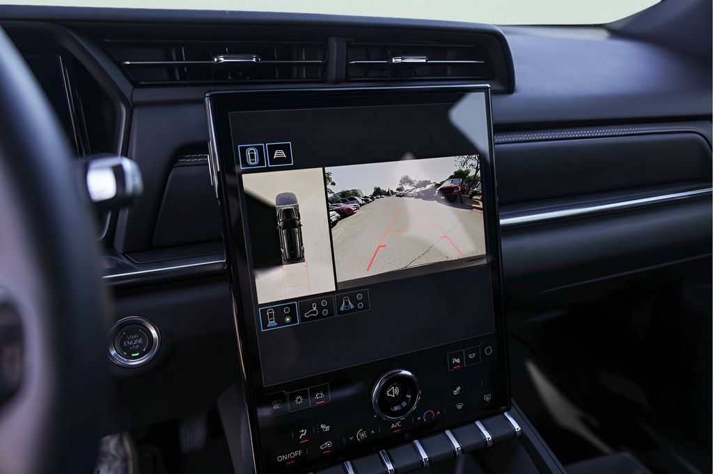 Used 2026 GMC Terrain Elevation w/ Technology Package II FWD image 19