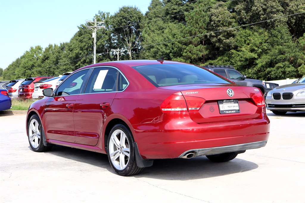 Used 2015 Volkswagen Passat TDI SE FWD image 5