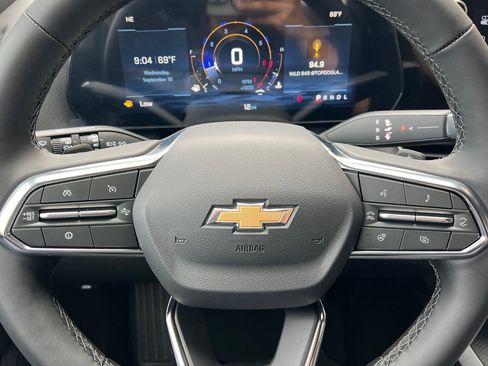 New 2026 Chevrolet Equinox LT FWD image 24