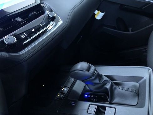 New 2026 Toyota Corolla Cross LE image 29