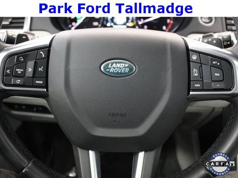 Used 2019 Land Rover Discovery Sport image 15