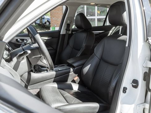 Used 2020 INFINITI Q50 3.0t AWD/4WD image 7