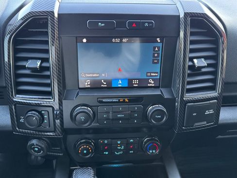 Used 2019 Ford F150 XLT w/ Equipment Group 302A Luxury AWD/4WD image 10