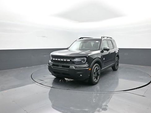 New 2025 Ford Bronco Sport Outer Banks w/ Outer Banks Tech Package+ image 3