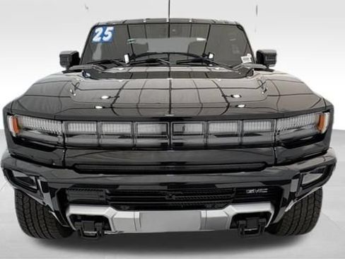 Used 2025 GMC Hummer EV 2X AWD/4WD image 8