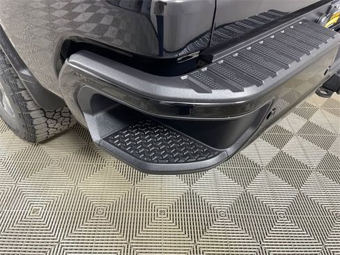 Certified 2025 Chevrolet Silverado 2500 Custom w/ Custom Value Package image 18