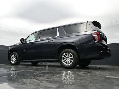 Used 2024 Chevrolet Suburban LT AWD/4WD image 40