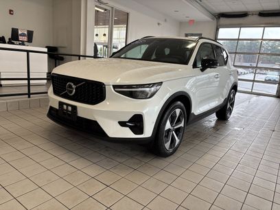 Certified 2025 Volvo XC40 B5 Plus