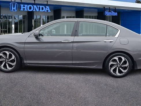 Used 2017 Honda Accord EX-L image 5
