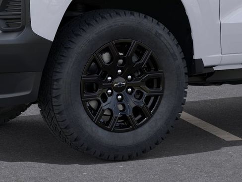 New 2026 Chevrolet Colorado W/T w/ WT Custom Package AWD/4WD image 9