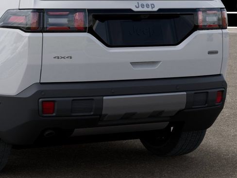 New 2026 Jeep Cherokee Overland w/ Advanced Pro Tech Group AWD/4WD image 13