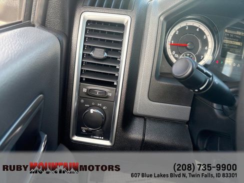 Used 2019 RAM 1500 Classic SLT image 15