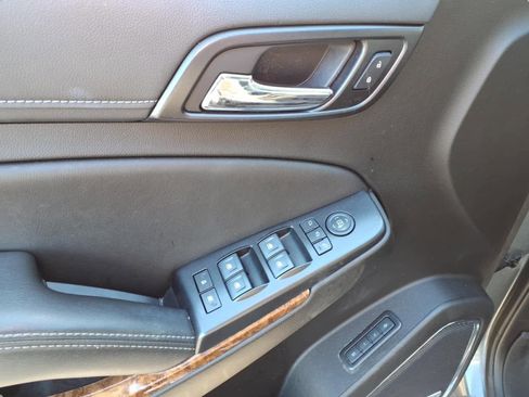 Used 2020 Chevrolet Tahoe Premier image 14