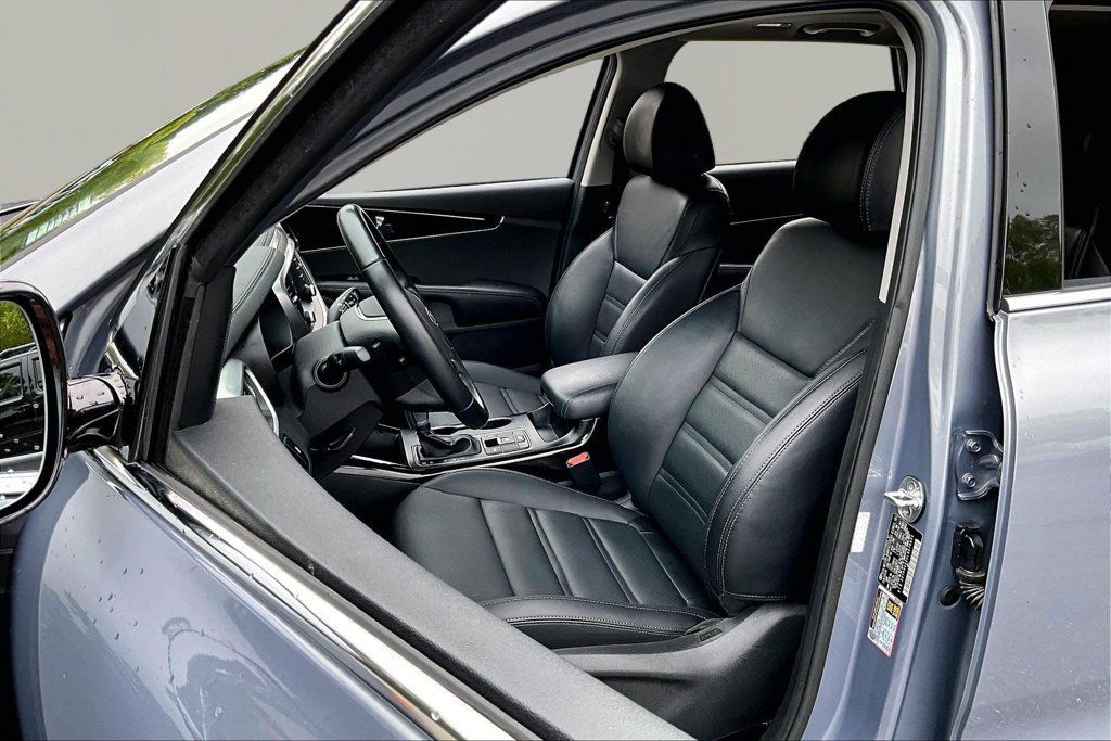 Used 2020 Kia Sorento EX FWD image 15