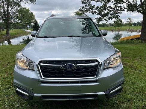 Used 2018 Subaru Forester 2.5i Premium w/ All-Weather Package AWD/4WD image 2