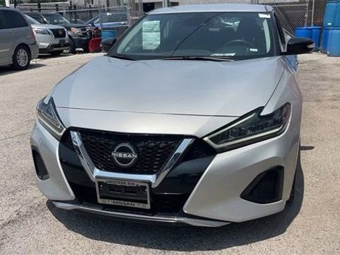 Used 2023 Nissan Maxima SV w/ Floor Mat Group image 8