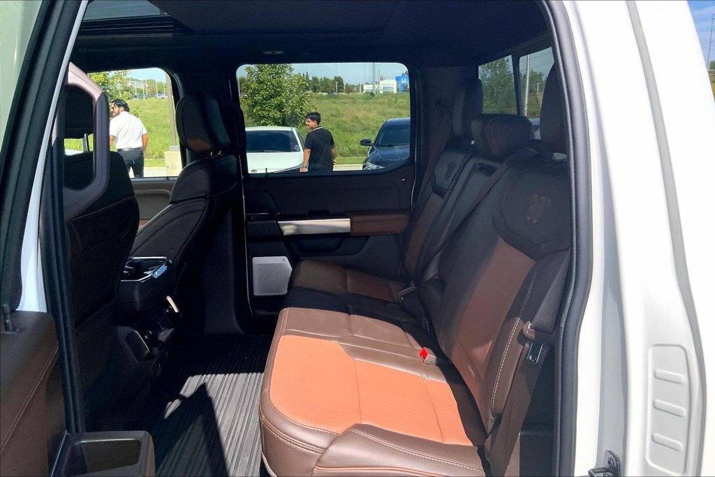 Used 2025 Ford F150 King Ranch AWD/4WD image 11