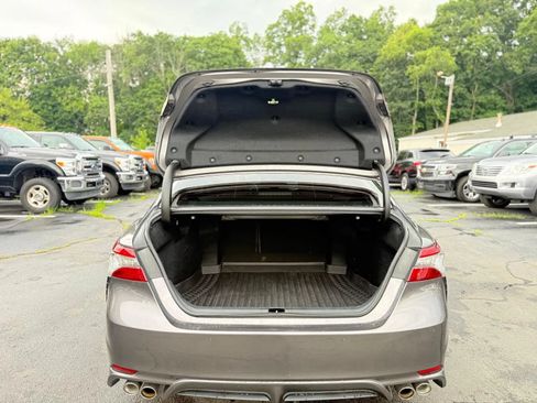 Used 2018 Toyota Camry XSE w/ Driver Assist Package FWD image 29