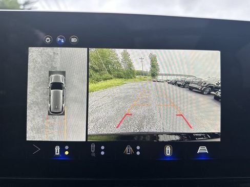 Certified 2025 Chevrolet Equinox RS w/ Safety and Technology Package AWD/4WD image 27
