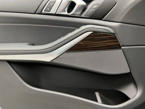 Certified 2025 BMW X5 xDrive40i image 21