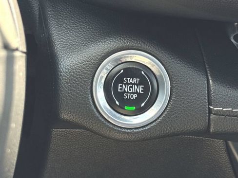 Used 2023 Buick Envision Essence w/ Technology Package I AWD/4WD image 17
