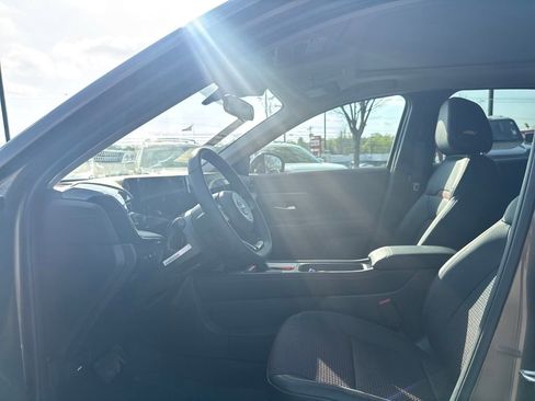 New 2026 Nissan Kicks SR w/ SR Premium Package image 11