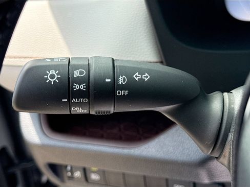 Used 2024 Toyota RAV4 Limited AWD/4WD image 12