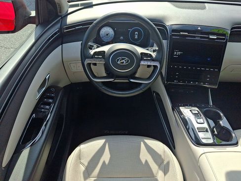 Used 2023 Hyundai Tucson Limited image 12