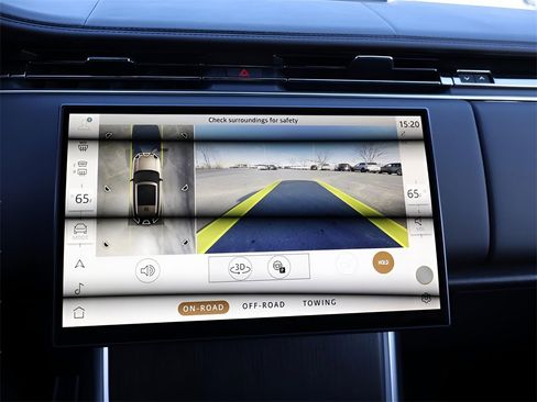 New 2026 Land Rover Range Rover SE image 24