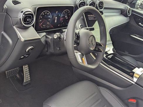 New 2026 Mercedes-Benz GLC 300 4MATIC image 3
