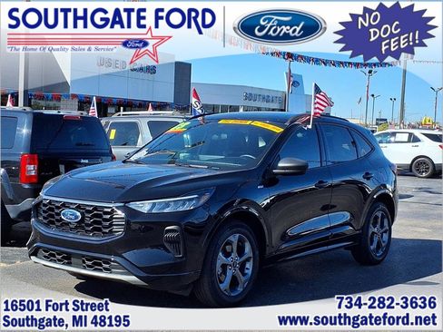 Used 2023 Ford Escape ST-Line w/ Tech Pack #1 image 1