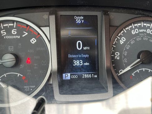 Used 2023 Toyota Tacoma TRD Sport AWD/4WD image 15