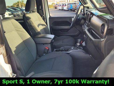 Certified 2021 Jeep Wrangler Sport S image 18