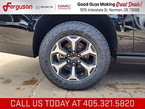 New 2026 GMC Yukon XL AT4 w/ AT4 Premium Plus Package AWD/4WD image 61