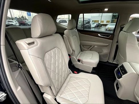 New 2025 Volkswagen Atlas SEL Premium R-Line image 24