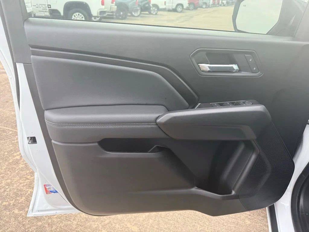 New 2026 Chevrolet Colorado LT w/ LT Convenience Package AWD/4WD image 24