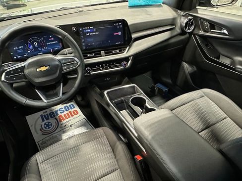 Used 2025 Chevrolet Equinox LT image 26