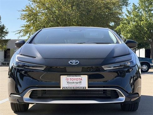 New 2026 Toyota Prius Plug-In Hybrid image 8