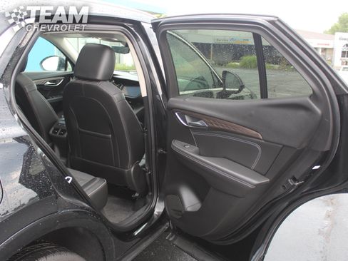 Used 2023 Buick Envision Avenir AWD/4WD image 26