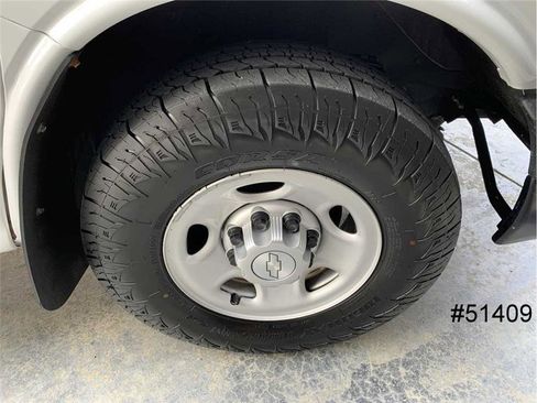 Used 2015 Chevrolet Express 3500 w/ School Bus Package image 18