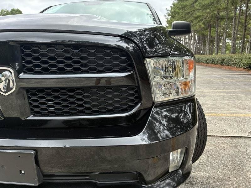 Used 2017 RAM 1500 Express RWD image 16