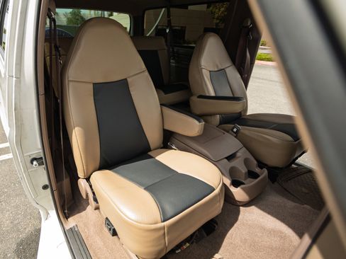 Used 1994 Ford Bronco image 19