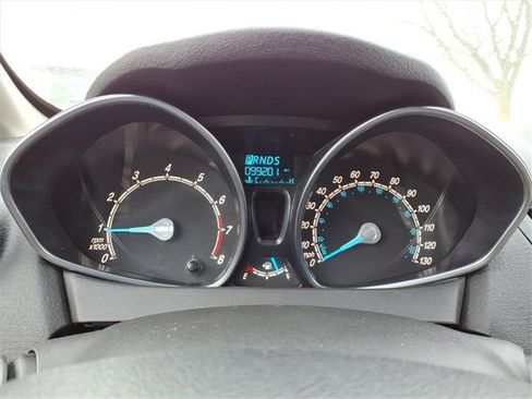 Used 2015 Ford Fiesta SE image 17